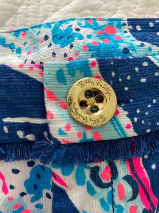 Lilly Pulitzer Adie Shorts in the Indigo Star Struck print size 10 like new - Picture 4 of 8